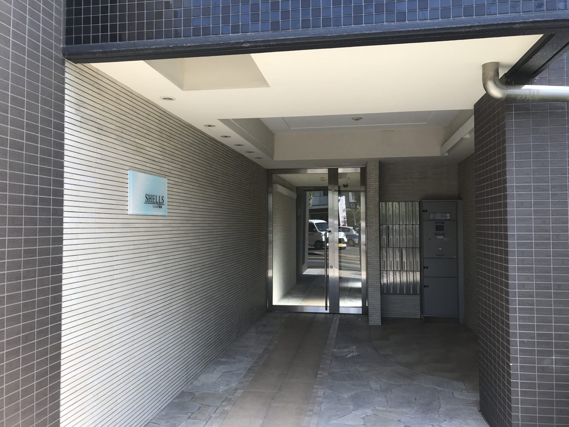 (エントランス)